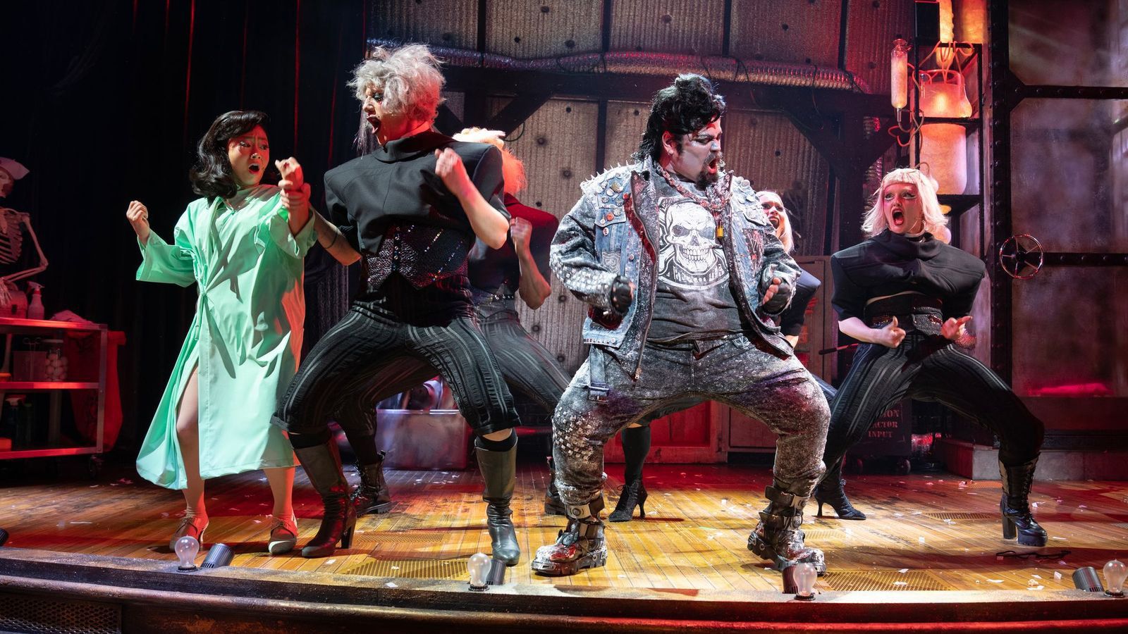 GLP X5 Dot Wash feiert Broadway-Debüt bei „The Rocky Horror Show“