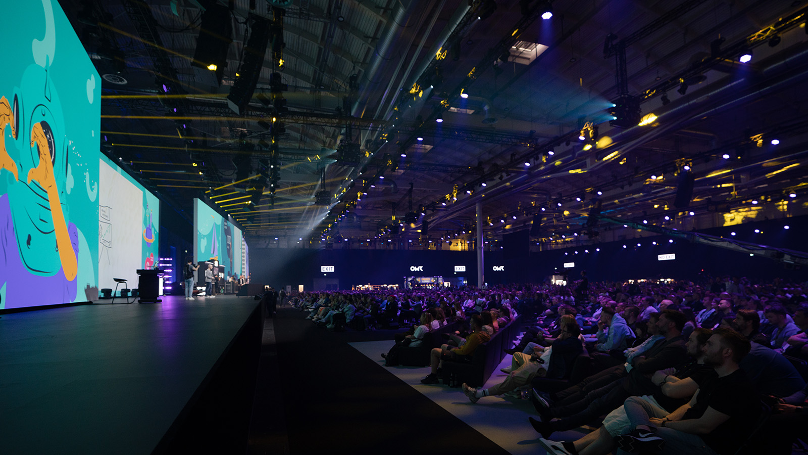 Over 1,000 GLP fixtures in use at OMR Festival in Hamburg