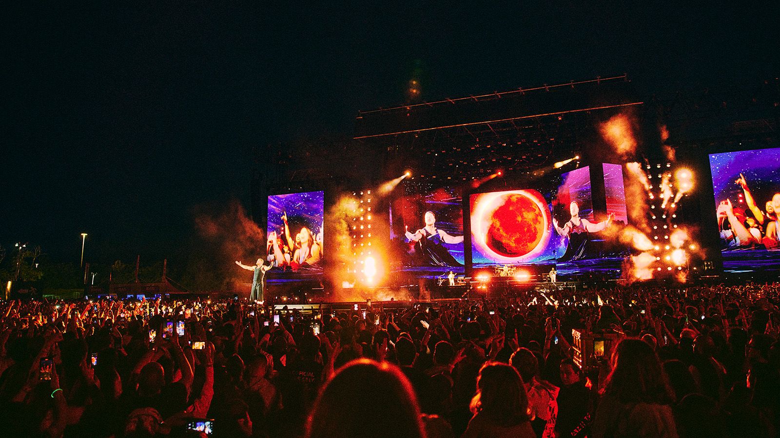 JDC Burst 1 creates visual spectacle for Imagine Dragons’ stadium tour