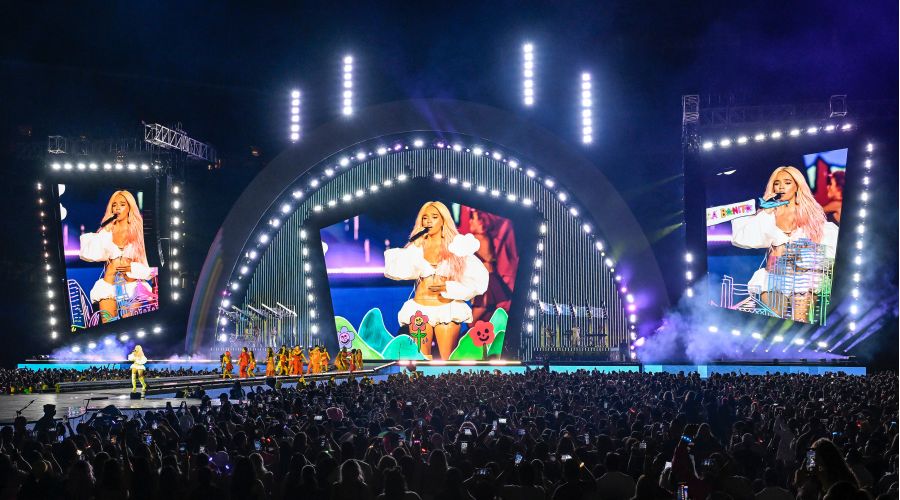 impression X5 IP Bars prägen Karol Gs Stadionshows