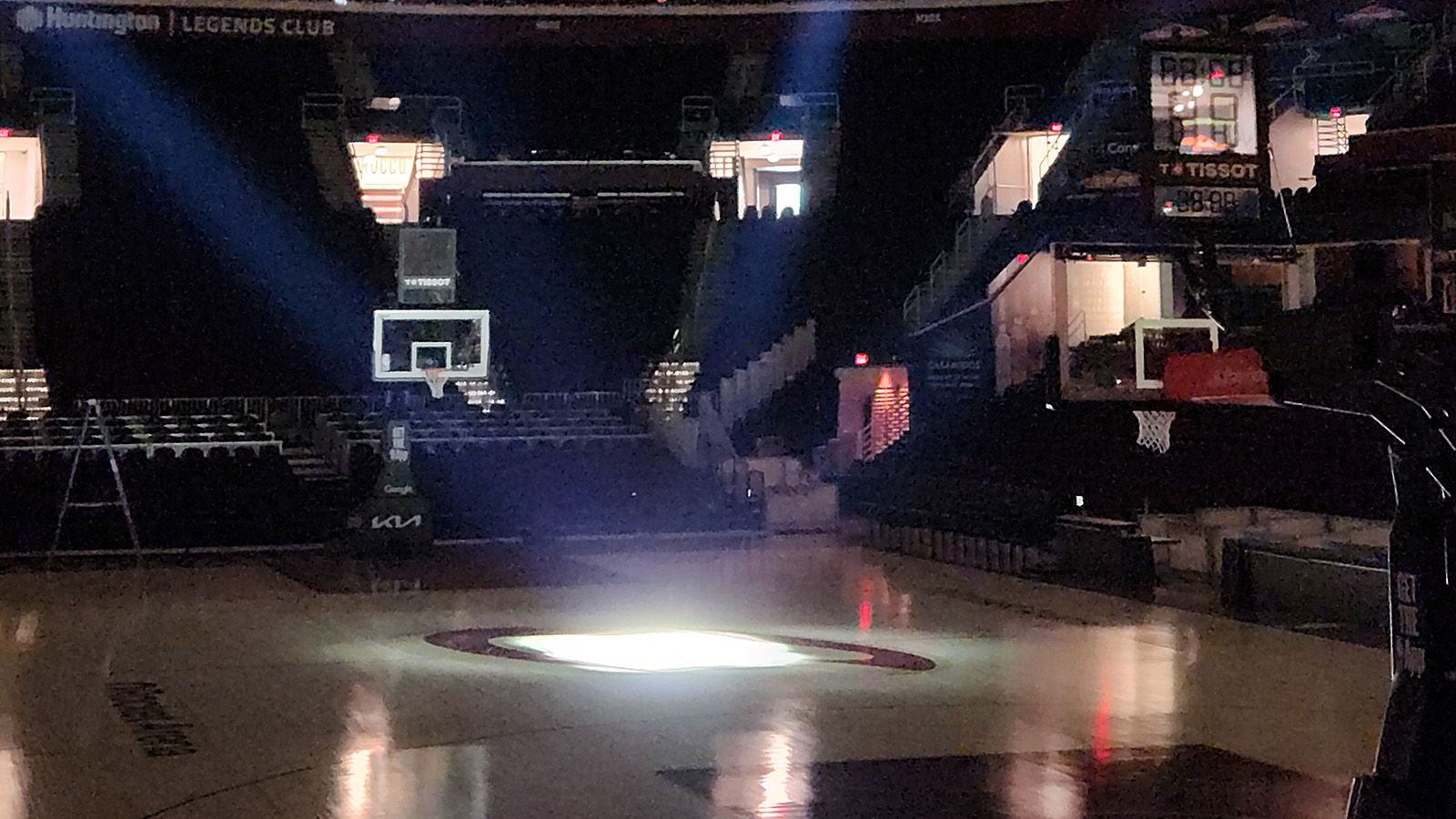 First permanent installation of GLP’s mighty MAD MAXX CW for Cleveland Cavaliers