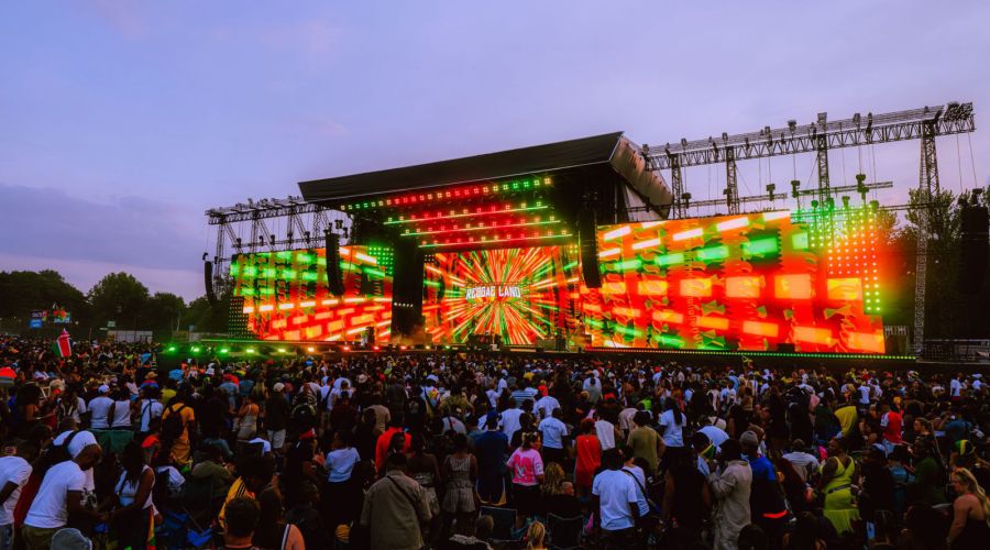 500 GLP X-PAR 12Z fixtures light Reggae Land’s main stage across sold-out weekend