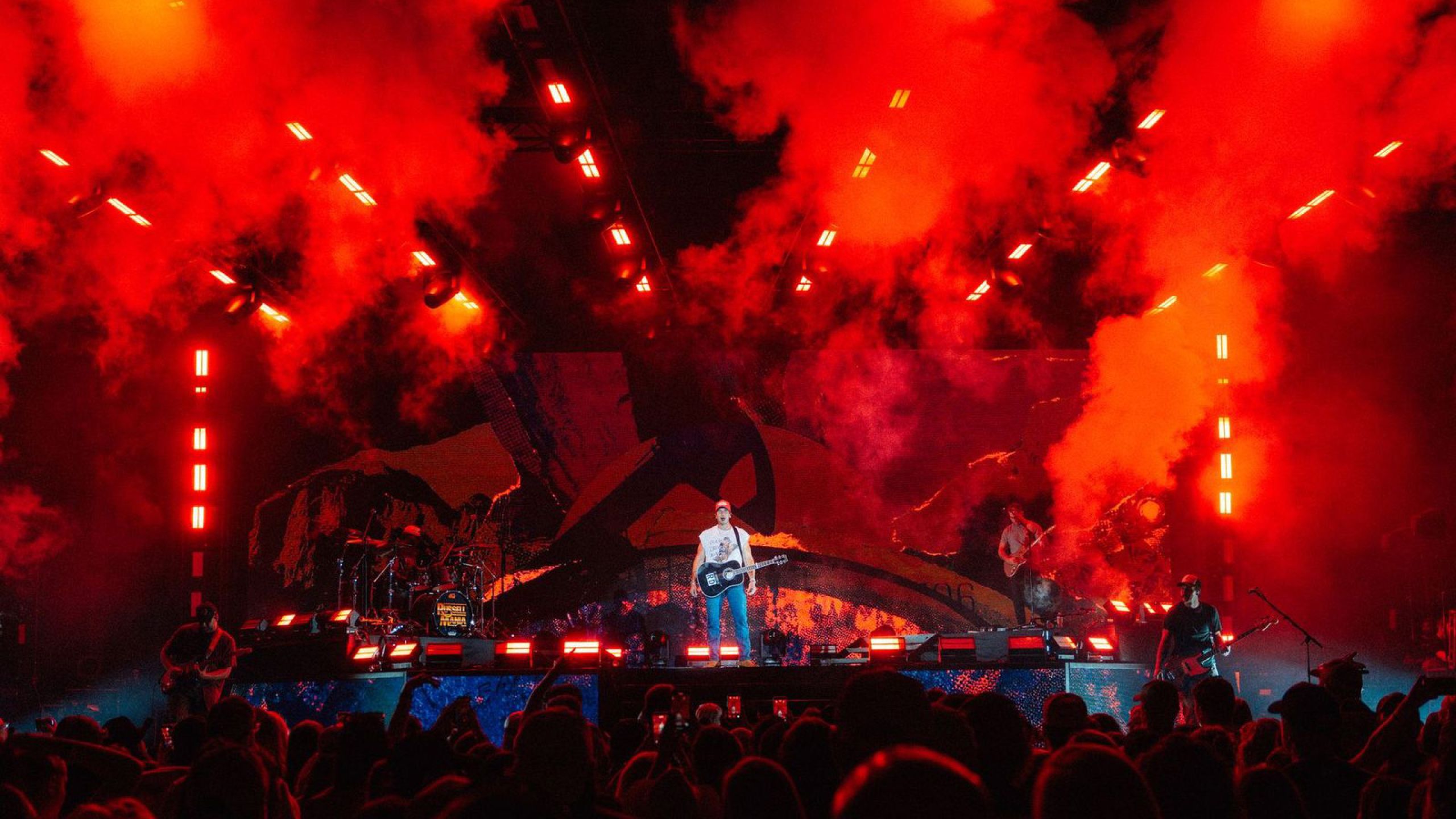 GLP JDC1 liefert visuelle Durchschlagskraft für Russell Dickersons „RussellMania Tour 2026“