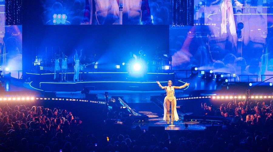 GLP TWYN and WildBar 16 anchor Bertil Mark’s production design for Sarah Connor’s Freigeistin tour