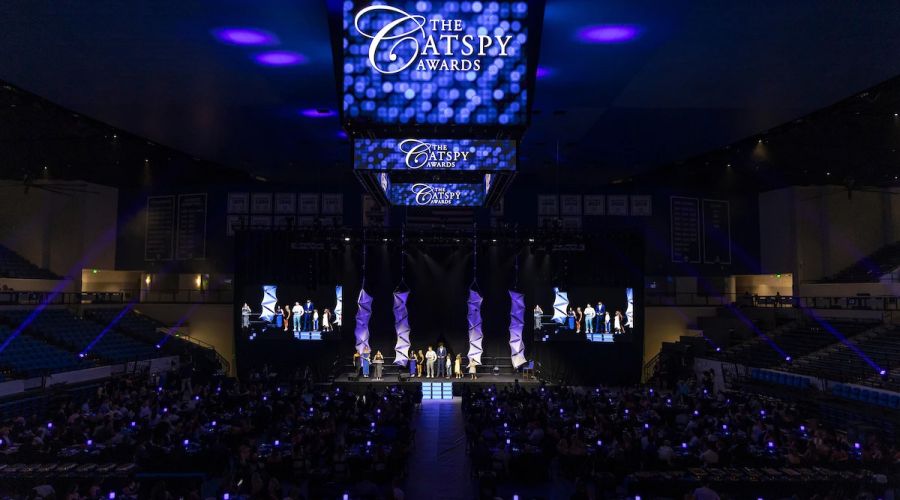 GLP Nexus Uplight und Nexus Square prägen individuelles Branding bei den University of Kentucky CATSPY Awards