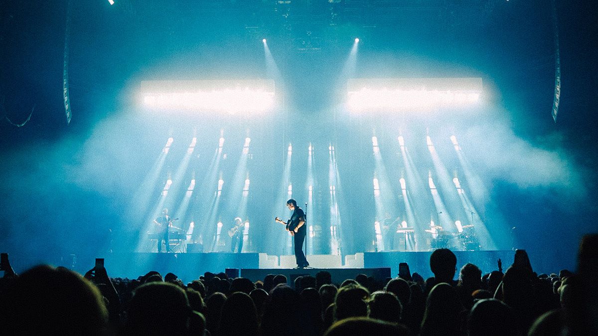 ST. ROBO and GLP create immersive world for Wincent Weiss’s arena tour with GLP