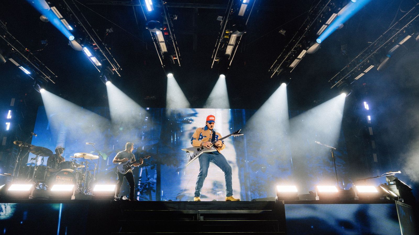 GLP JDC1 brings arena-scale punch to Russell Dickerson’s RussellMania Tour 2026
