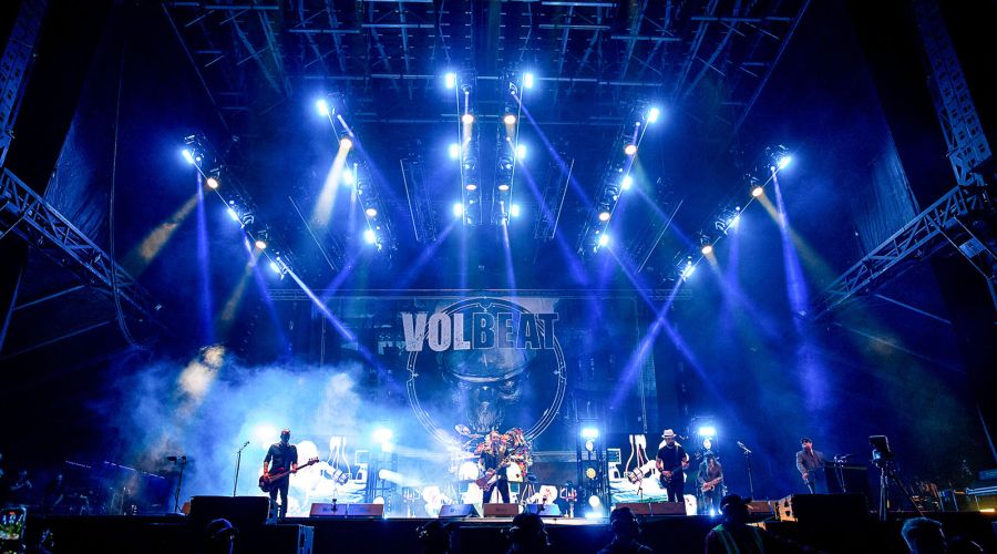 JDC1 and X4 Bar 20 light Volbeat’s Aftershock show