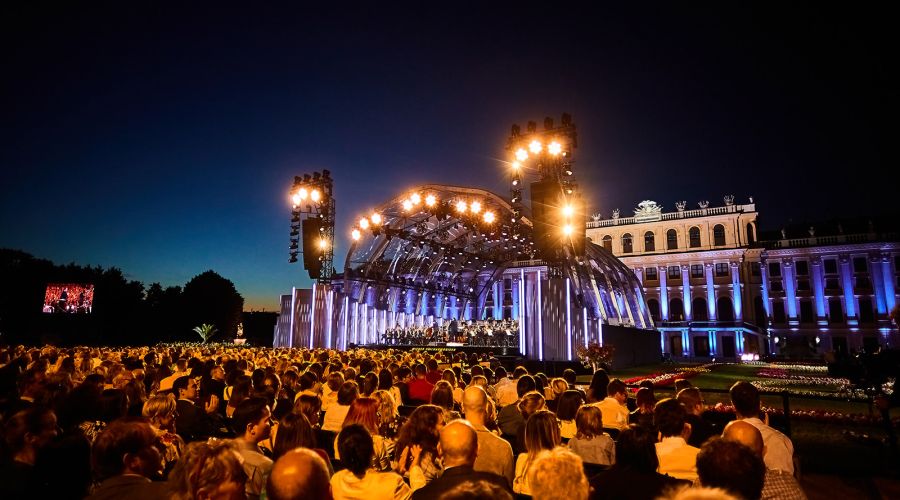 impression X5 provides perfect summer night setting for the Vienna Philharmonic