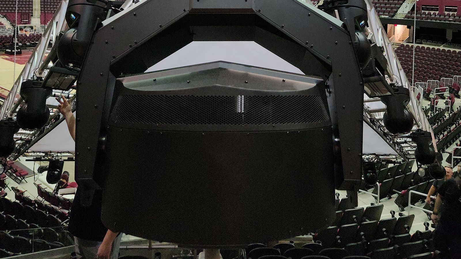 First permanent installation of GLP’s mighty MAD MAXX CW for Cleveland Cavaliers