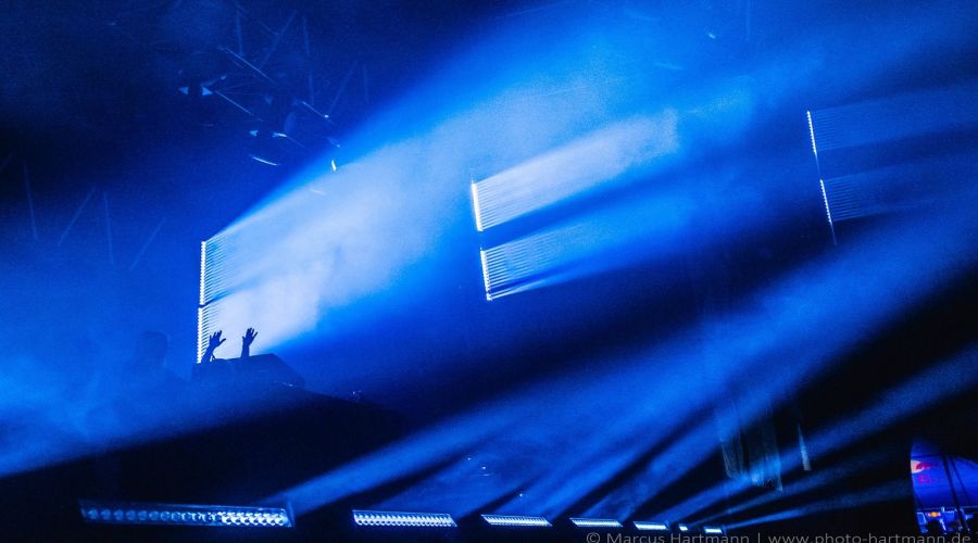 Zürich openair sparkles to the Design of Leo Herrmann
