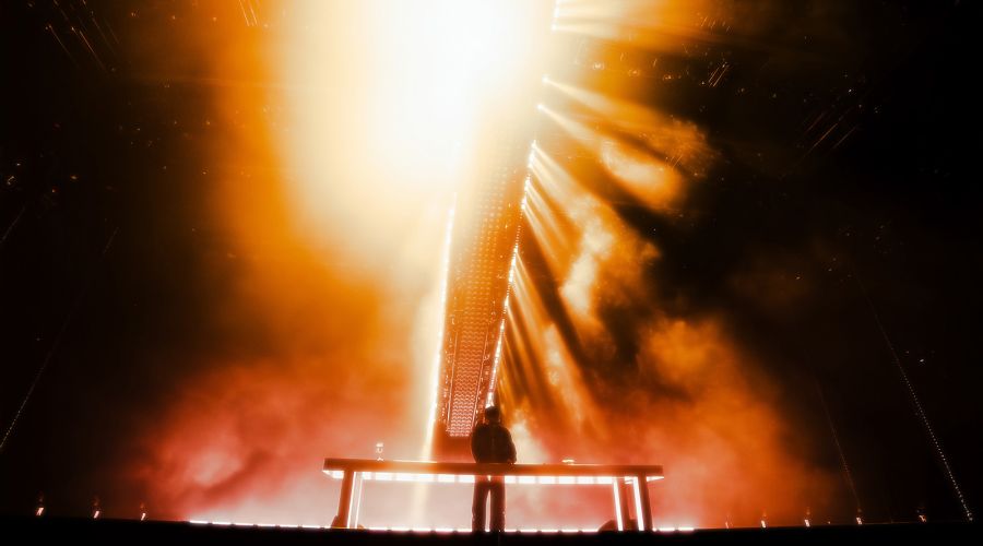 DJ/producer KAYTRANADA tours with 156 GLP impression X5 IP Bars