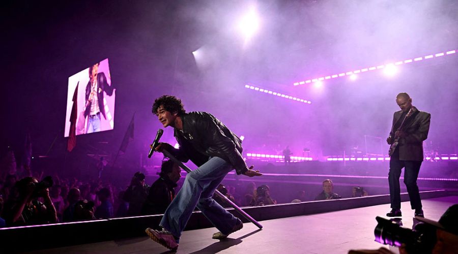 The 1975 headline Glastonbury with largest deployment ever of GLP JDC2 IP