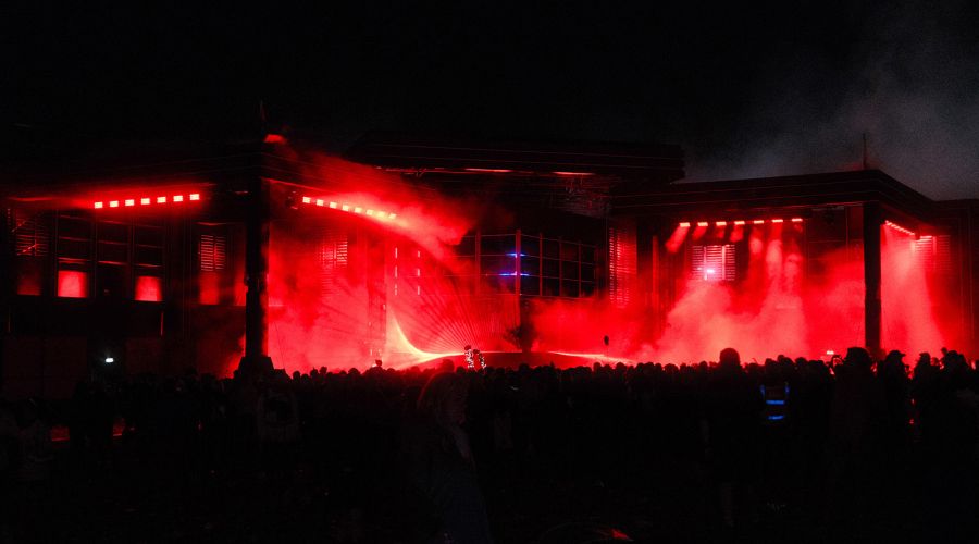 GLP JDC Bursts into action for Charli XCX