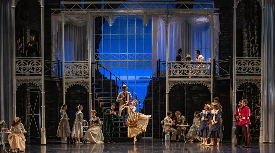 impression X4 XL upgrade adds further bite to Dracula Ballet