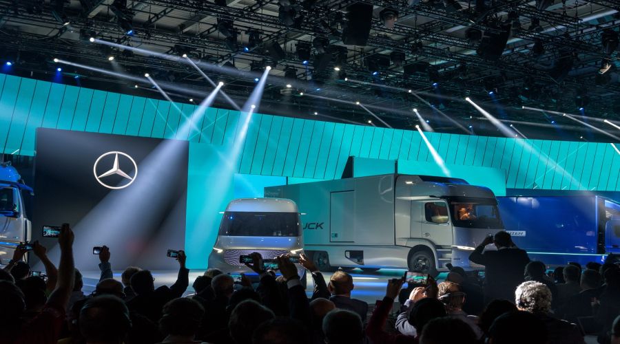 rgb GmbH puts Daimler stand in the right light at IAA commercial vehicle show