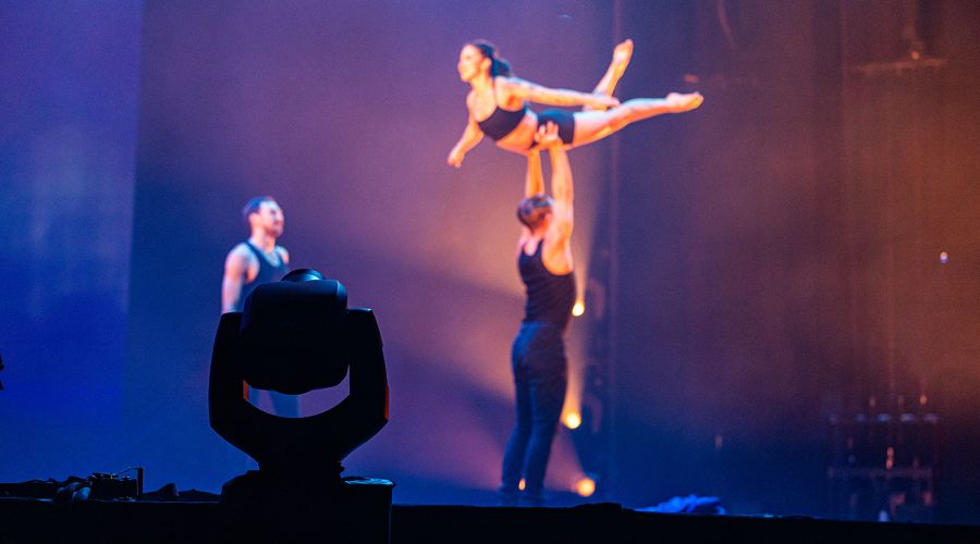 GLP impression S500 Profile lights up thrilling circus spectacle at the Tollwood Winter Festival Munich