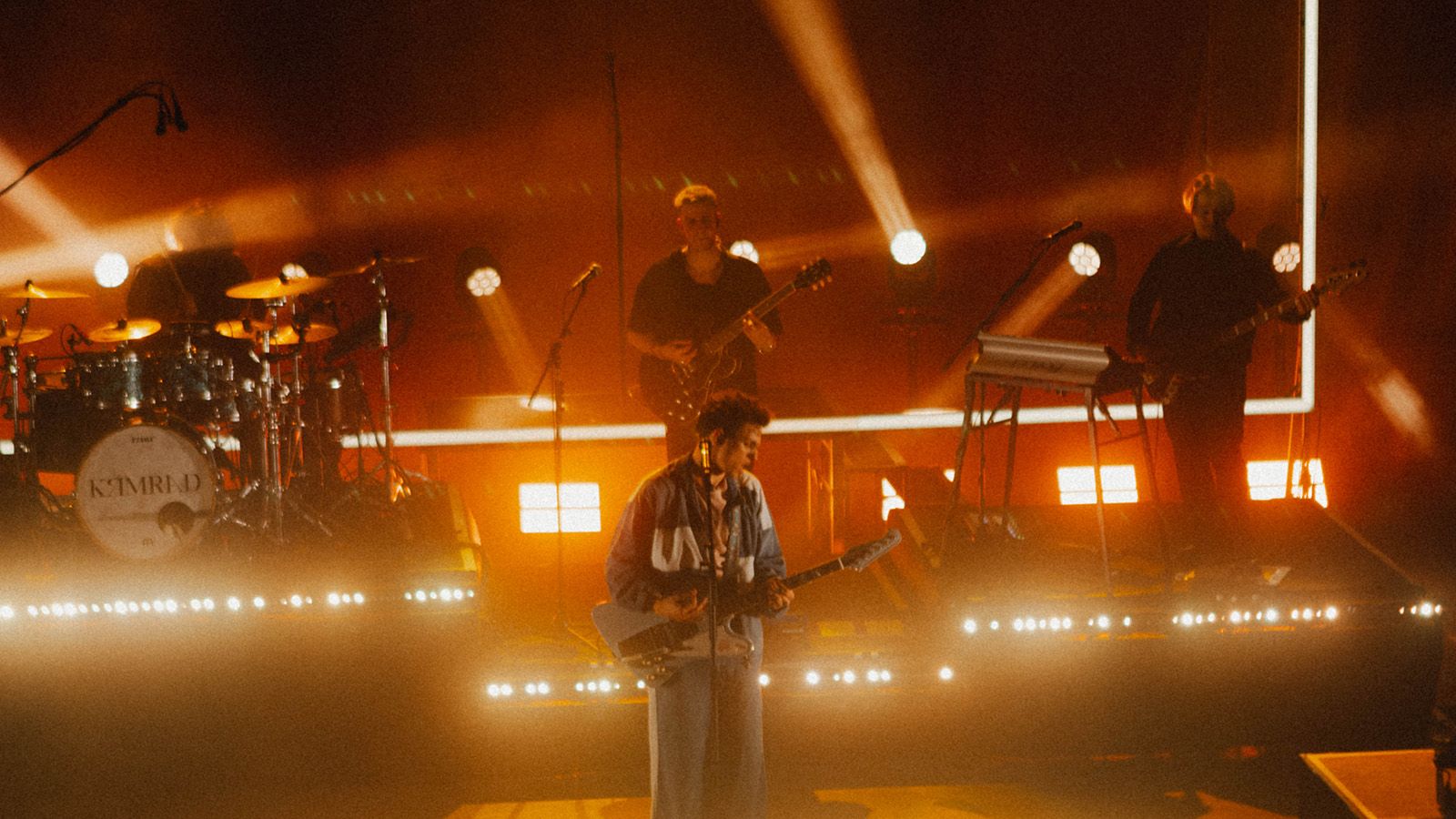 Tim Kamrad on tour: Big cinematic effects in club format … with GLP