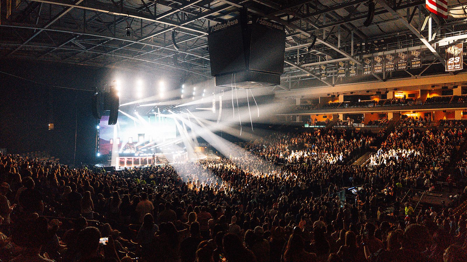 GLP JDC1 brings arena-scale punch to Russell Dickerson’s RussellMania Tour 2026