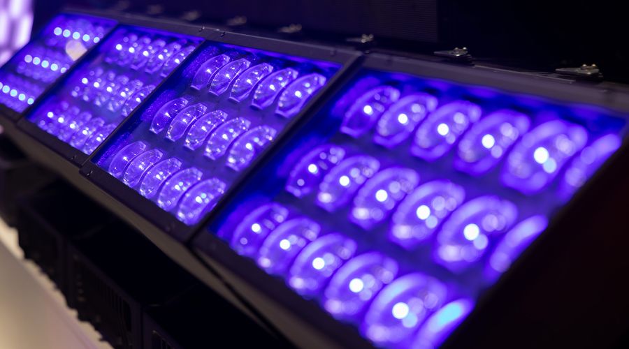 Washlight or giant LED bar? The GLP Creos is much more than just an LED wash