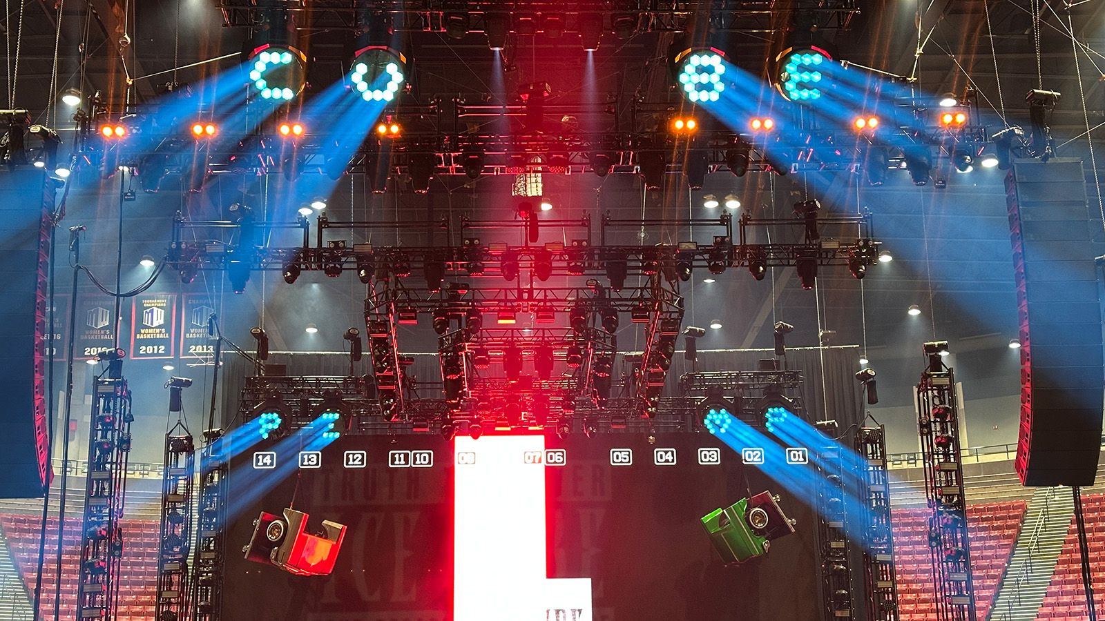 GLP MAD MAXX verleihen Ice Cubes 4 Decades Tour zusätzliche Wucht