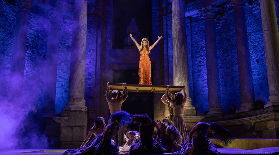 GLP TWYN bridges stage and the historic site at Mérida Classical Theatre Festival