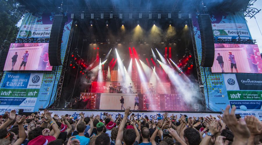“DAS FEST” illuminated with GT-1 and impression X4 L